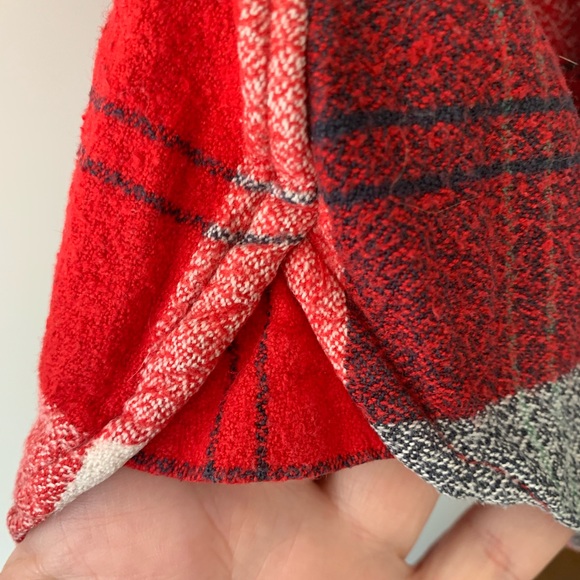 Tradlands Flannel Plaid Shirt - Picture 7 of 9